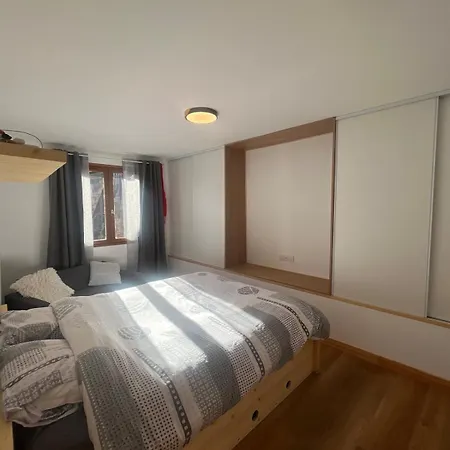 De 100m2 Dans Un *